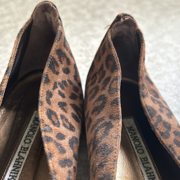 Manolo Blahnik leopard print flats - Picture 9 of 12